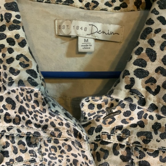 Eat 1948 Denim Size Medium Leopard Print Sleeveless Jean Jacket , 4 pockets - Picture 2 of 7